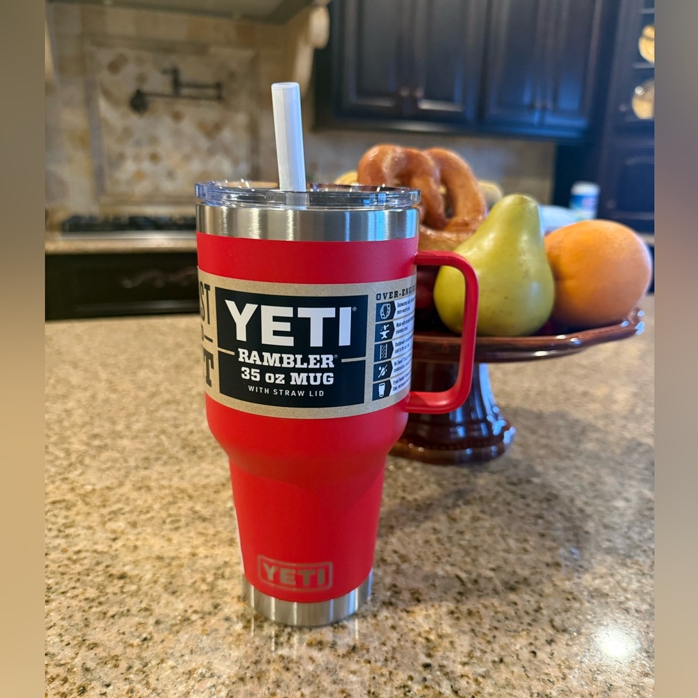 YETI Rambler 35 oz Red Mug with Straw Lid